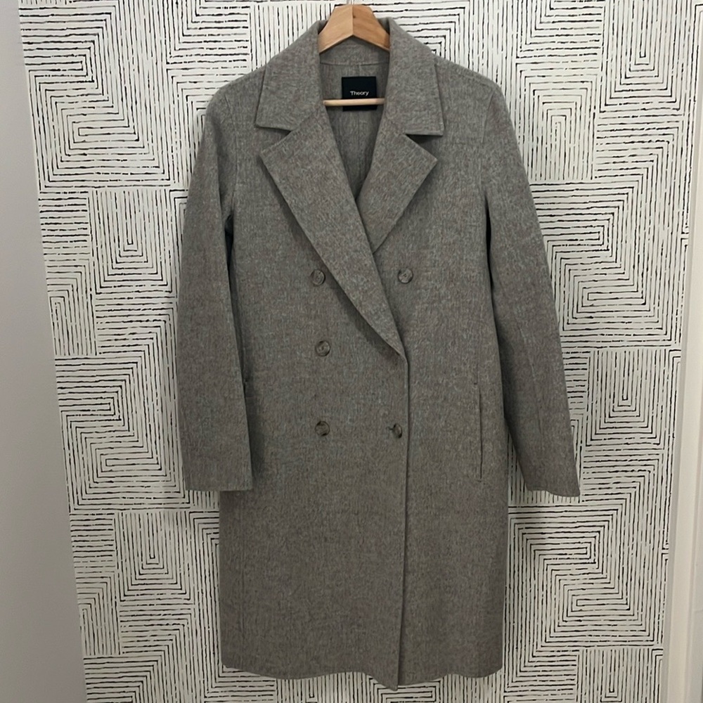Double-breasted wool/cashmere coat
